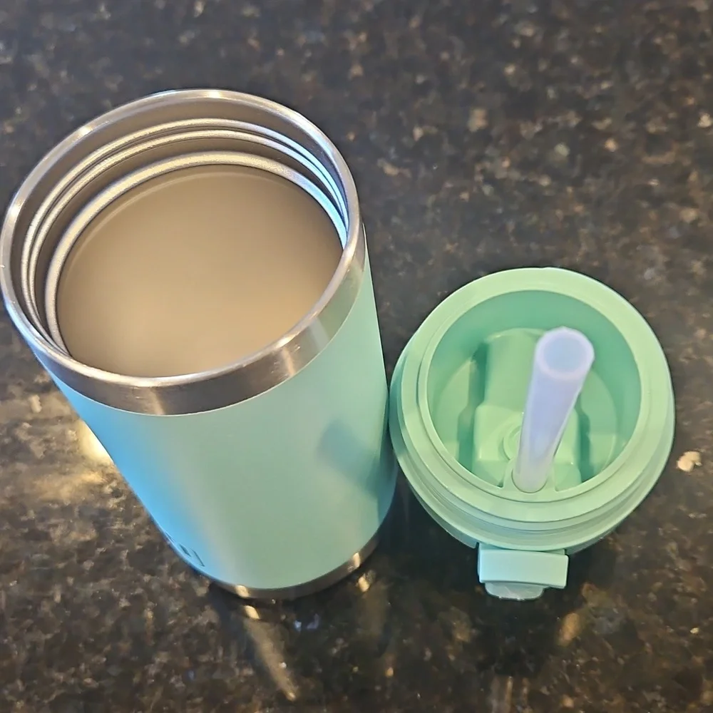 YETI Rambler Jr. In Seafoam Green - Picture 4 of 6